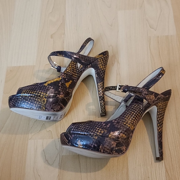 INC - International Concepts Heels - Picture 7 of 9